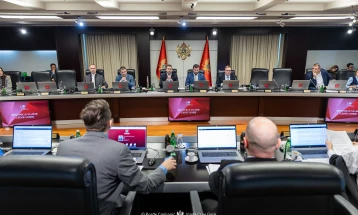 Bokeljskoj mornarici 45 hiljada EUR za nabavku replike pušaka i uniformi