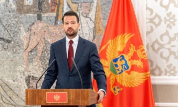 Milatović pozdravio odluku o podizanju spomenika Jovanoviću