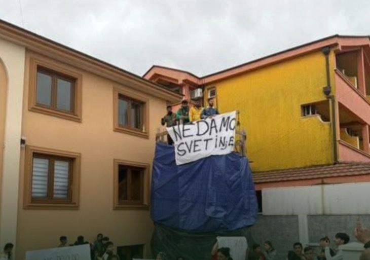 Ćorović: Nećemo dozvoliti rušenje džamije na Koniku