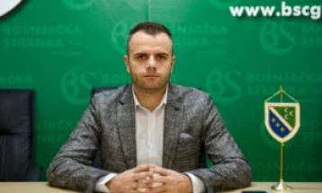 Omeragić zbog izjave Miloševića vratio nagradu Udruženju novinara