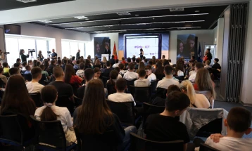 Podrška djevojčicama u STEM oblastima pitanje vizije društva