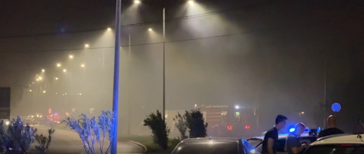 Požar na auto-otpadu kod Komanskog mosta u Podgorici