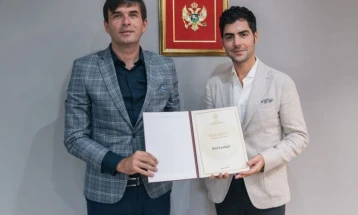 Karadagliću priznanje za promociju crnogorske kulture u svijetu