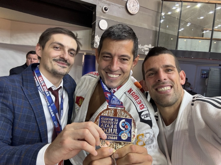 Mrvaljeviću zlatna medalja na SP za veterane u Parizu