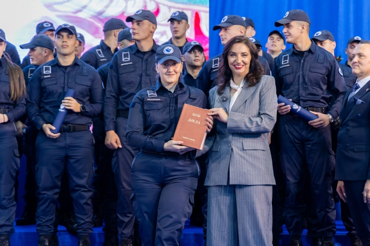 Jakšić Stojanović: Policijski poziv zahtijeva časno i odgovorno služenje građanima