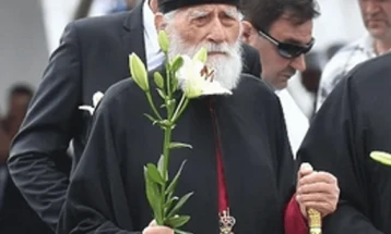 Mihailo: Rođenje Hrista vječna poruka da se tama pobjeđuje svjetlošću