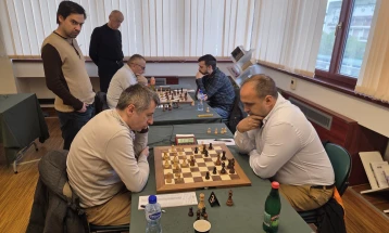 Jovan Milović i Denis Kadrić na čelu tabele uoči derbija