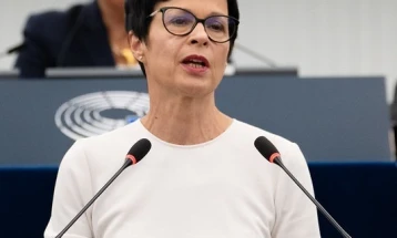 Kos: Pozicija predvodnika u procesu pristupanja EU ne garantuje poseban status
