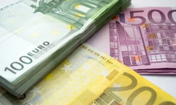 Određeno zadržavanje osumnjičenom za falsifikovanje novca