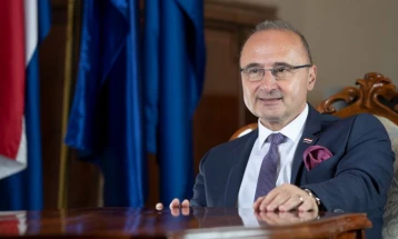 Grlić Radman najavljuje rješenje za spor s Crnom Gorom