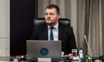 Država preuzima kontrolu nad nacionalnim internetom