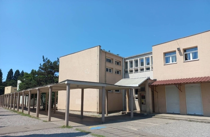 Raspisan tender za sanaciju enetrijera škole ,,Vuk Karadžić” Podgorica
