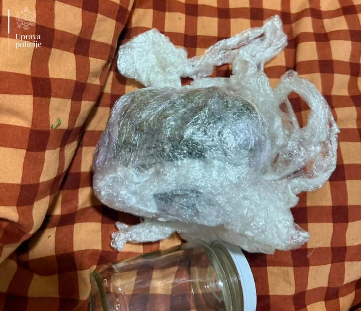 Policija u Podgorici zaplijenila marihuanu i kokain, uhapšene dvije osobe