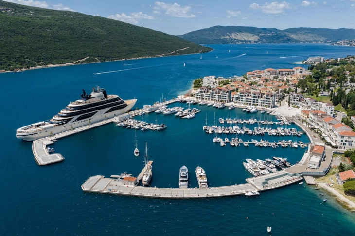 Portonovi marina ugostila inauguralni brod Four Seasons Yachts