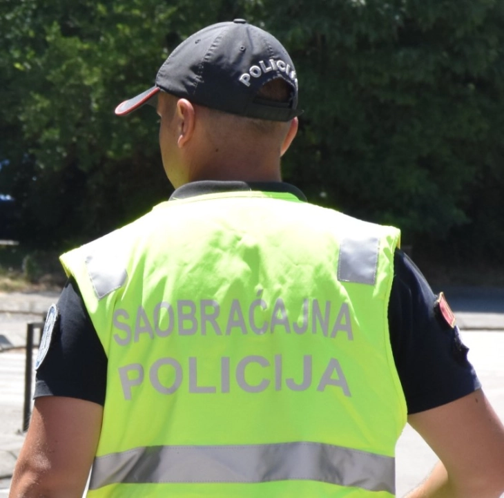 Za 24 sata 25 saobraćajnih nezgoda, poginule dvije osobe