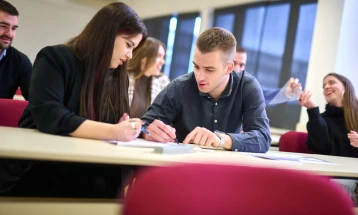 Na osnovnim studijama skoro 16,6 hiljada studenata