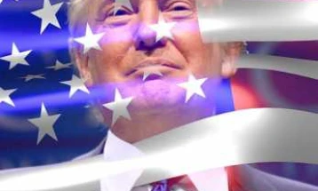 Trump: Carine od 100 odsto svima koji uvedu digitalni porez