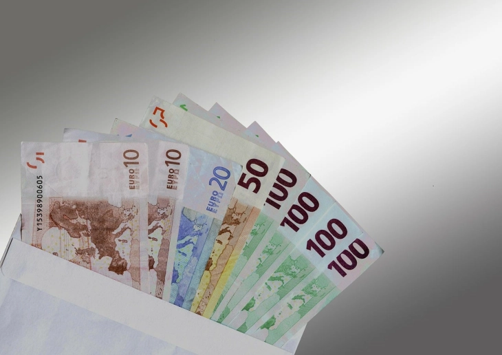 Monstat: Prosječna zarada u maju 1,03 hiljade EUR