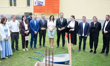 Postavljen kamen temeljac za vrtić u Gusinju