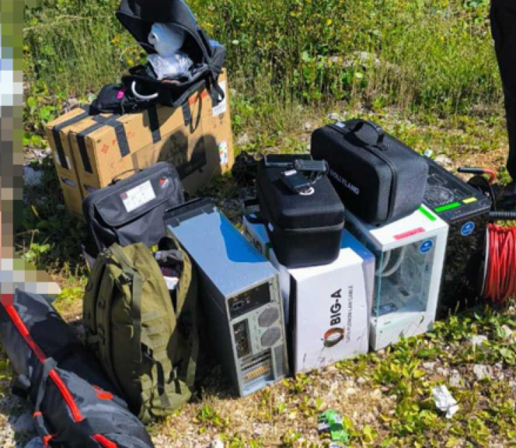 Uprava policije: Otkazan boravak državljanima Rusije, oduzeta sofisticirana digitalna oprema