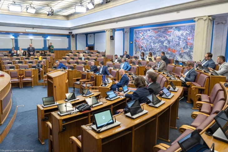 Poslanici danas o pokretanju postupka za izmjene Ustava