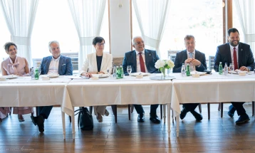 Mandić: Mladi srpski političari daju ključni doprinos učlanjenju Crne Gore u EU 