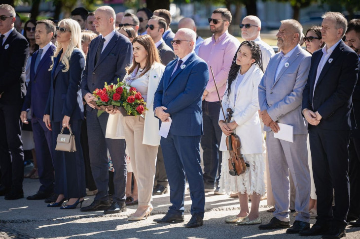 Mlade generacije ne smiju odrastati bez znanja o dešavanjima u Srebrenici