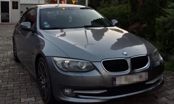 Granična policija procesuirala dvbije osobe zbog falsifikovanja vozačke dozvole i registarskih oznaka