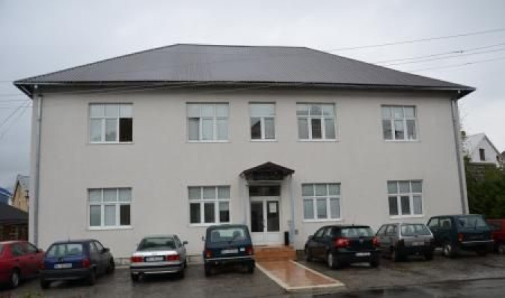 Osumnjičenima za napad na službeno lice određeno zadržavanje