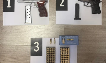 U Ulcinju oduzeto oružje, jedna osoba uhapšena zbog ometanja policijskih službenika