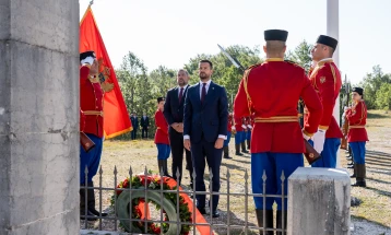 Milatović položio vijenac na Vučjem Dolu: Sloboda je utkana u temelje Crne Gore
